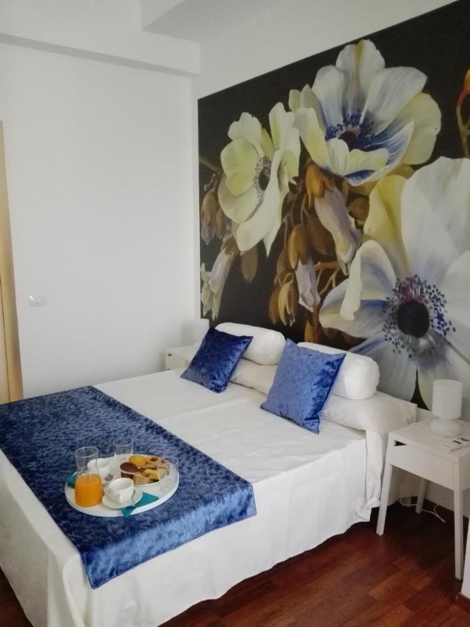 Domus Crescenzio - Guest House Рим Номер фото