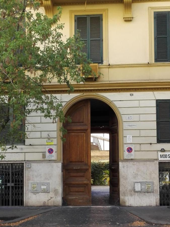 Domus Crescenzio - Guest House Рим Екстер'єр фото