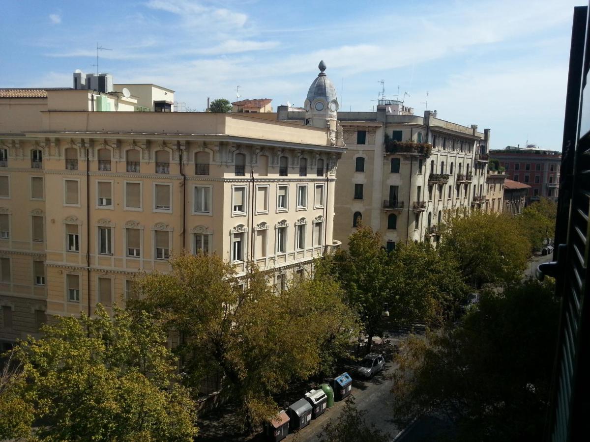 Domus Crescenzio - Guest House Рим Екстер'єр фото